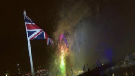 BBC: Новогодний салют в Лондоне